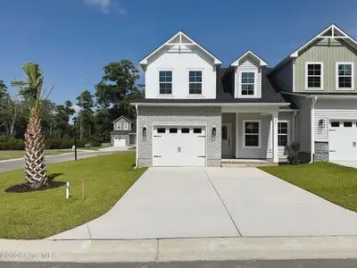 New construction Single-Family house 545 Timbercrest Cir Se, Bolivia, NC 28422 plan 1807 Townhome - image