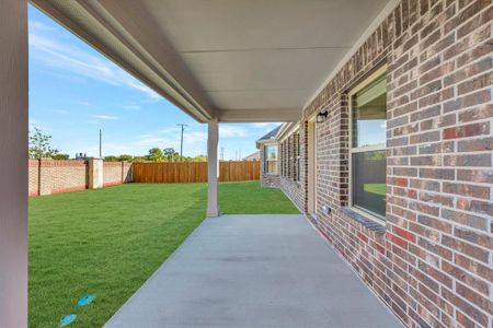 New construction Single-Family house 106 Hudson Ln, Justin, TX 76247 plan Fairfield - 50' Smart Series - image