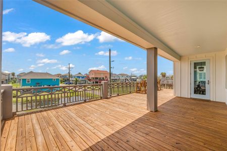 New construction Single-Family house 2200 Crab St, Crystal Beach, TX 77650 - image