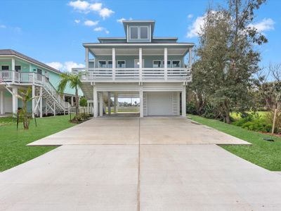 New construction Single-Family house 3903 Pirates Beach Cir, Galveston, TX 77554 - image