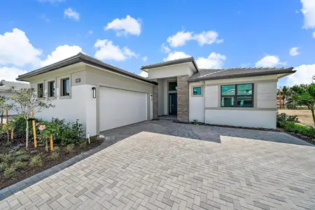 New construction Single-Family house 9513 St Germain Dr, Palm Beach Gardens, FL 33412 - image