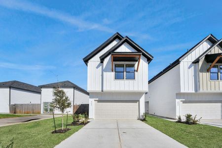 New construction Single-Family house 8655 Sunderland Rd, Houston, TX 77028 - image