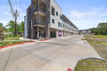 New construction Condo house 1811 Webberville Rd, Unit 1305, Austin, TX 78721 null- photo 0