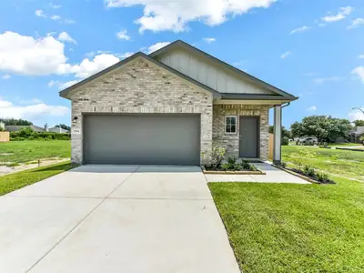New construction Single-Family house 1984 Brookpointe, Dayton, TX 77535 plan The Frio F - image