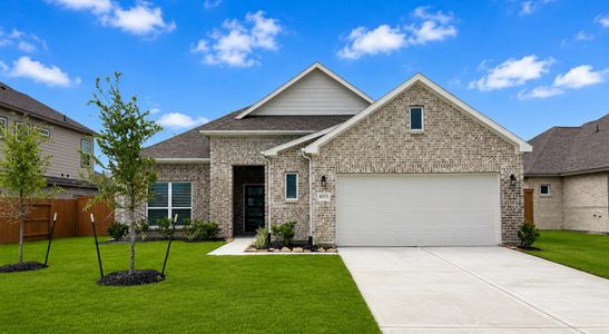 New construction Single-Family house 1031 Comal Trl, Dayton, TX 77535 - image