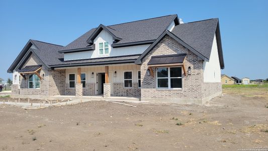 New construction Single-Family house 327 Century Oaks, Seguin, TX 78155 - photo 1 1