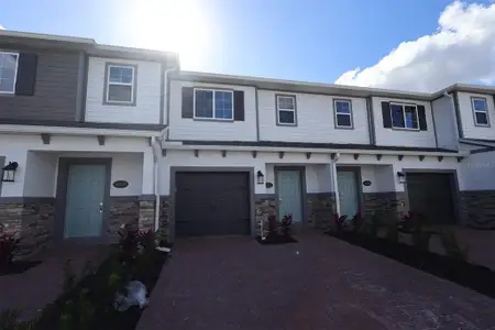 New construction Townhouse house 4132 Campsite Lp, Orlando, FL 32824 - image