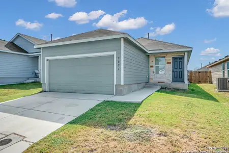 New construction Single-Family house 2826 Stigler, Converse, TX 78109 - image