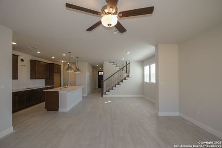 New construction Single-Family house 2602 Vistablue, San Antonio, TX 78245 Crockett- photo 7 7