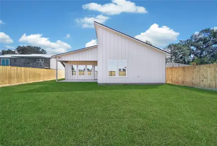 New construction Single-Family house 7611 Athlone Dr, Houston, TX 77088 - image