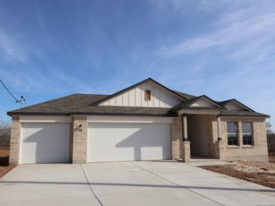 New construction Single-Family house 101 Greeley Dr, Floresville, TX 78114 plan Esparanza - image