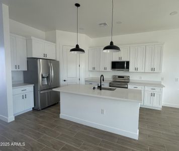 New construction Single-Family house 947 N Warner Dr, Apache Junction, AZ 85120 null- photo 12 12