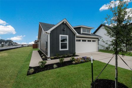 New construction Single-Family house 615 Sandringham Loop, Uhland, TX 78640 - photo 0