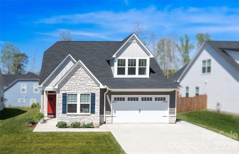 New construction Single-Family house 21 N Christie Ct, Fletcher, NC 28732 - image