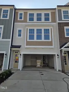 New construction Townhouse house 10004 Secluded Garden Drive Rd, Unit #180, Apex, NC 27523 - image