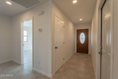 New construction Single-Family house 3720 N San Carlos Dr, Eloy, AZ 85131 null- photo 3 3