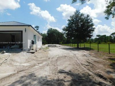 New construction Single-Family house 435 N Quebrada St, Clewiston, FL 33440 - image