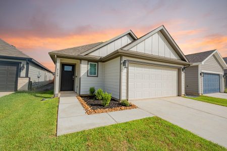 New construction Single-Family house 2130 Creole Creek Ln, Houston, TX 77090 plan The Aspen - image
