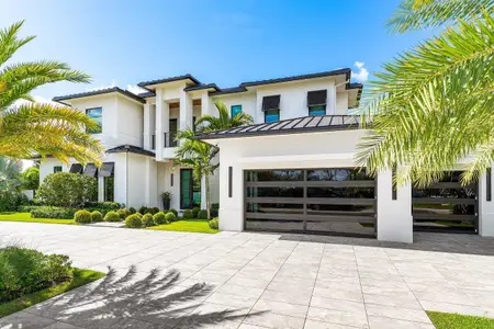 New construction Single-Family house 830 Lake Shore Dr, Delray Beach, FL 33444 - image