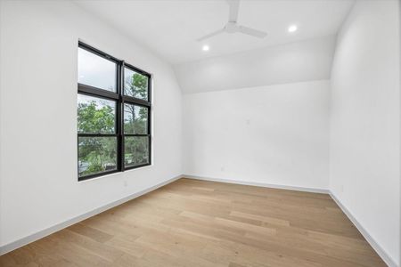 New construction Single-Family house 1501 Bonnie Brae St, Houston, TX 77006 plan The Emerson - image 19