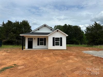 New construction Single-Family house 5844 Oakridge Road, Clover, SC 29710 - photo 0