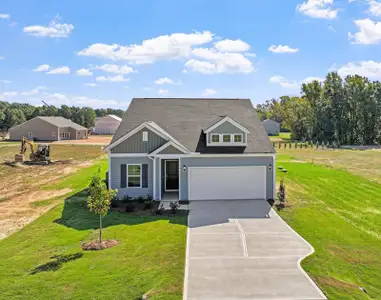 New construction Single-Family house 79 Bunker Hill Pl, Angier, NC 27501 plan Ford - image