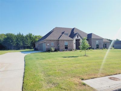 New construction Single-Family house 7051 Champion Road, Midlothian, TX 76065 - photo 0