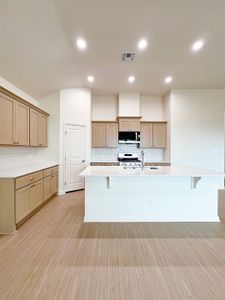 New construction Single-Family house 112 Raindance Ct, Victoria, TX 77904 plan Bartlett - image 5