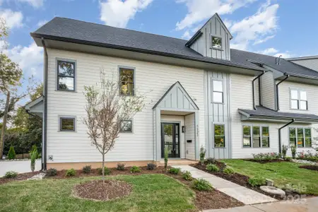 New construction Duplex house 2001 Renner St, Charlotte, NC 28216 - image