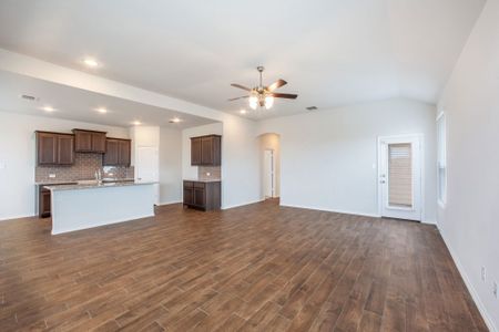 New construction Single-Family house 3904 Hometown Blvd, Heartland, TX 75126 plan Wesley - image 10