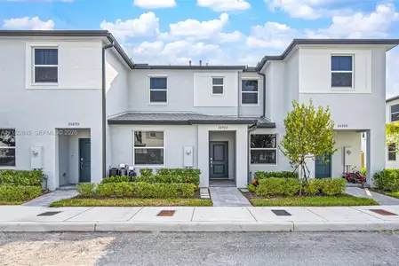 New construction Townhouse house 35703 Sw 178Th Pl, Homestead, FL 33034 - image