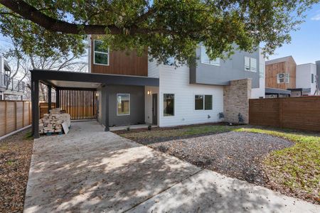 New construction Condo/Apt house 5601 Manor Rd, Unit B, Austin, TX 78723 - photo 0