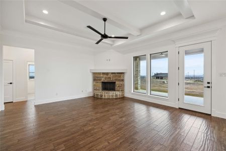 New construction Single-Family house 209 Oak Meadow Ln, Weatherford, TX 76085 null- photo 11 11