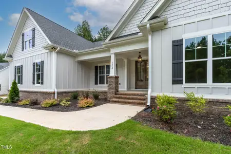 New construction Single-Family house 1218 Red Cedar Ct, Youngsville, NC 27596 plan Lenny - image