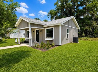New construction Single-Family house 351 N Main Ave, Groveland, FL 34736 - image