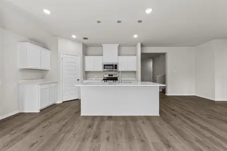 New construction Single-Family house 615 Forest Haven Dr, Van Alstyne, TX 75495 - image 5