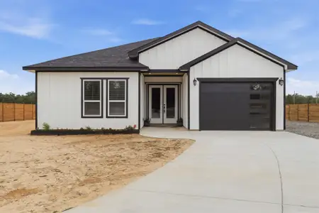New construction Single-Family house 113 Los Robles Rd, Elgin, TX 78621 - image