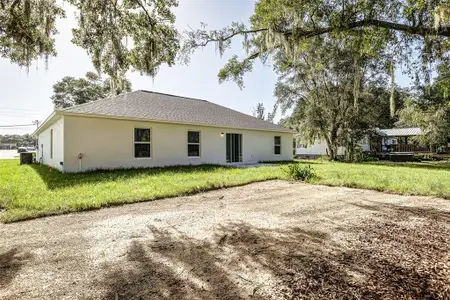 New construction Single-Family house 3036 Thornhill Rd, Winter Haven, FL 33880 - image 4