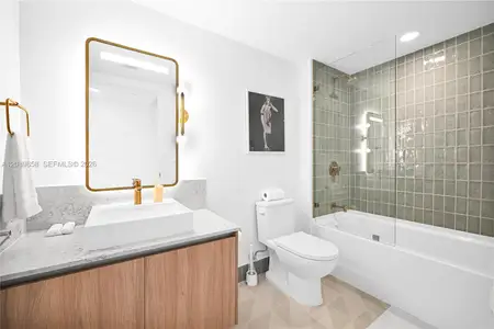 New construction Condo house 159 Ne 6Th St, Unit 4015, Miami, FL 33132 - image 8