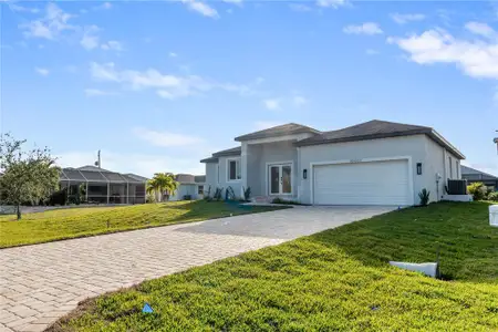 New construction Single-Family house 10071 Kingsville Dr, Port Charlotte, FL 33981 - image