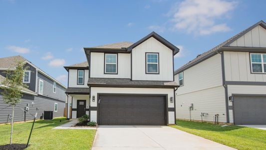 New construction Single-Family house 13432 Yellow Perch Dr, Conroe, TX 77384 plan The Lowry - image