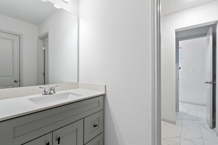 New construction Single-Family house 108 Landry Cv, Georgetown, TX 78628 plan Trenton 2885 S - image 10