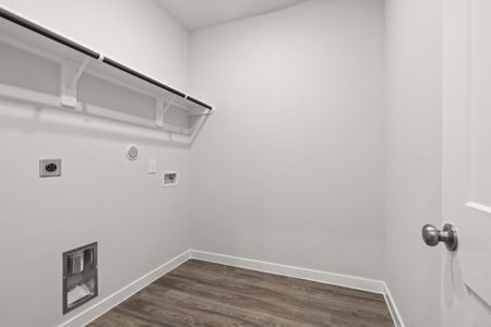 New construction Single-Family house 130 Water Grass Trl, Clute, TX 77531 plan Sinclair - image 20