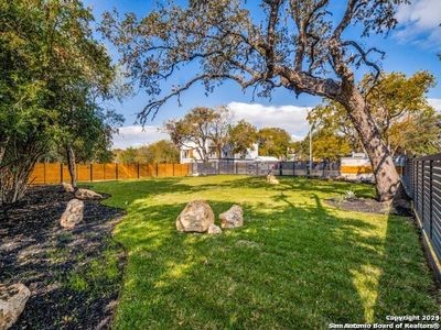 New construction Single-Family house 7631 Lost Mine Peak, San Antonio, TX 78240 - photo 25 25