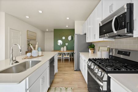 New construction Single-Family house 621 85th Avenue Ct, Evans, CO 80634 plan Lindon - image 14