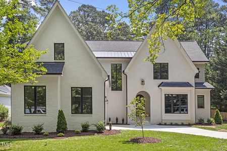 New construction Single-Family house 1404 Eden Lane, Raleigh, NC 27608 - photo 0