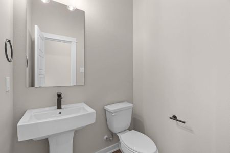 New construction Single-Family house 5925 Wheatley Ln, Houston, TX 77091 - image 12