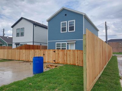 New construction Single-Family house 6438 Calhoun Rd, Houston, TX 77021 - image