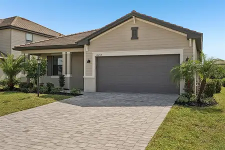 New construction Single-Family house 15234 Serene Shores Lp, Lakewood Ranch, FL 34211 - image