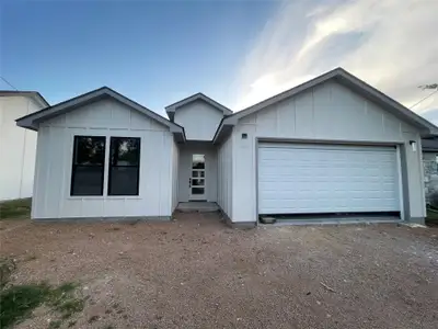 New construction Single-Family house 650 Birch Ln, Cottonwood Shores, TX 78657 null- photo 0